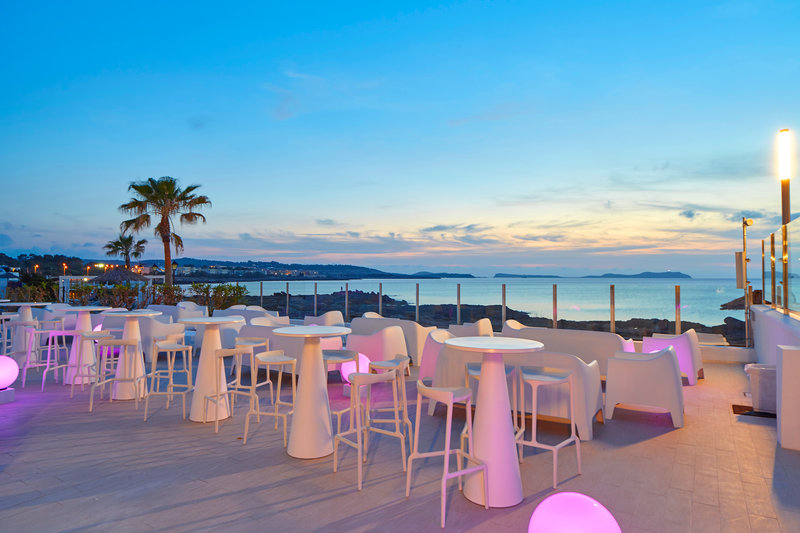 Aparthotel Nereida 12