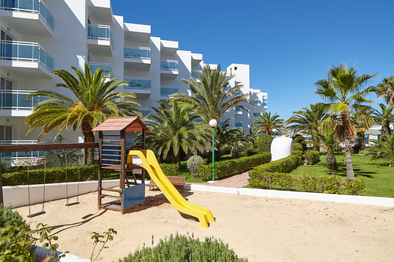 Aparthotel Nereida 16