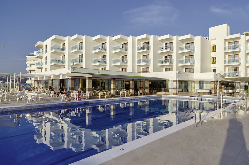 Aparthotel Nereida 3