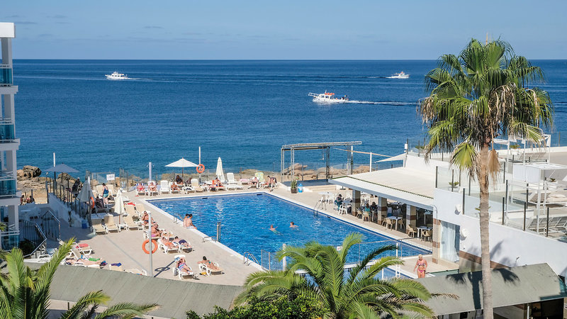 Aparthotel Nereida 4