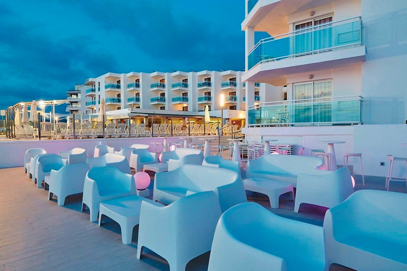 Aparthotel Nereida 10