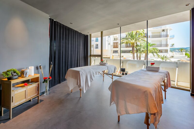 Hotel Vibra District 77