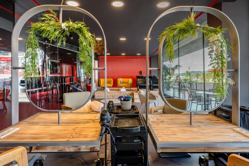 Hotel Vibra District 80