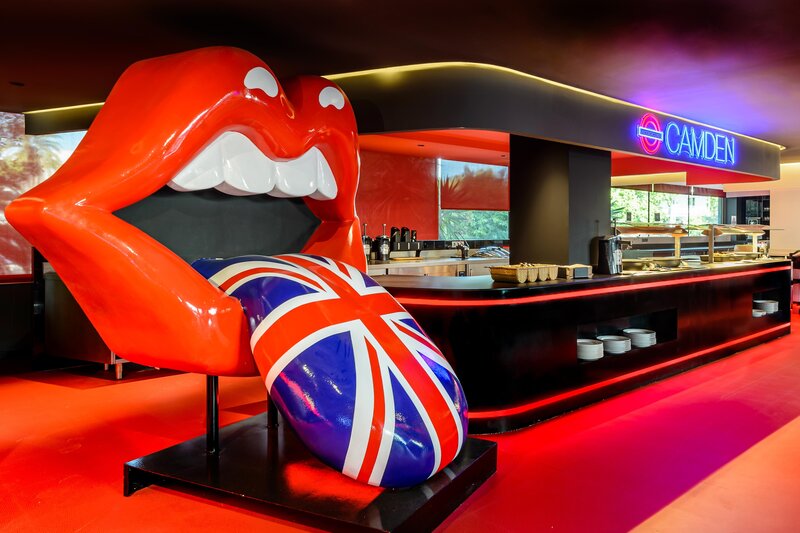 Hotel Vibra District 83