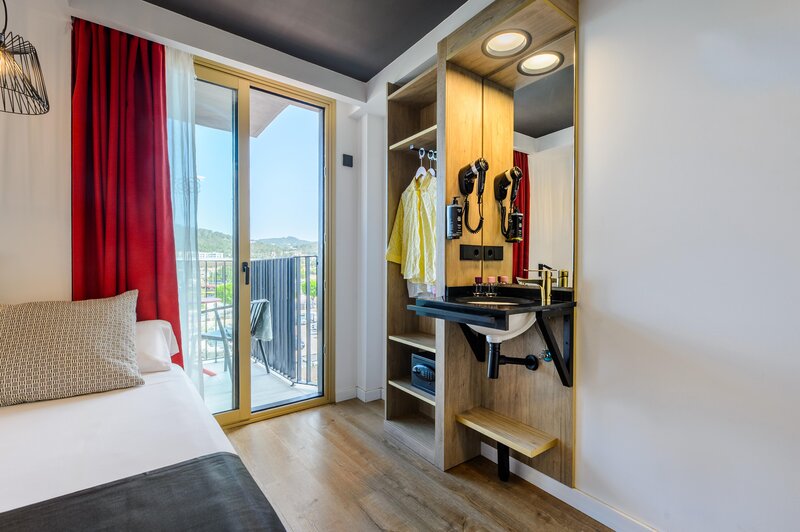 Hotel Vibra District 35