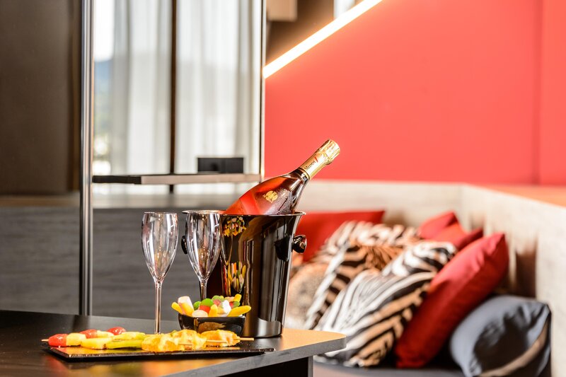 Hotel Vibra District 54