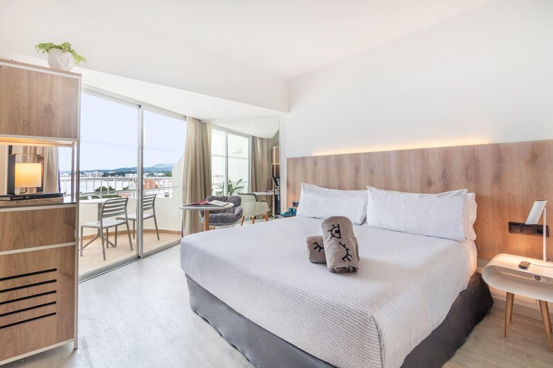 Sol House Ibiza by Melia 75