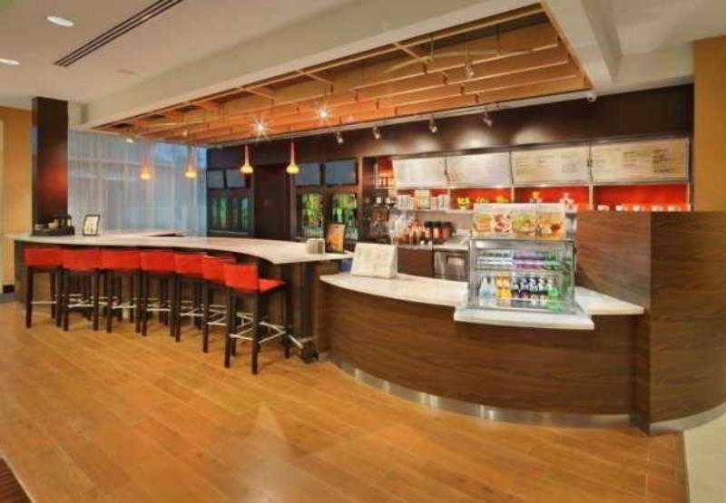 Courtyard Homestead Marriott 6