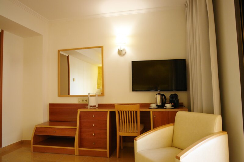 Invisa Hotel La Cala 20