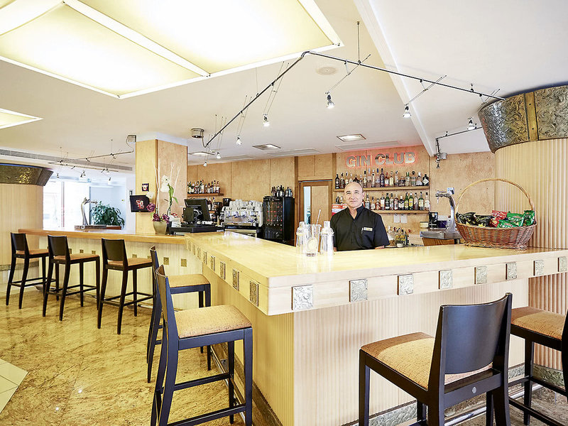 Invisa Hotel La Cala 5