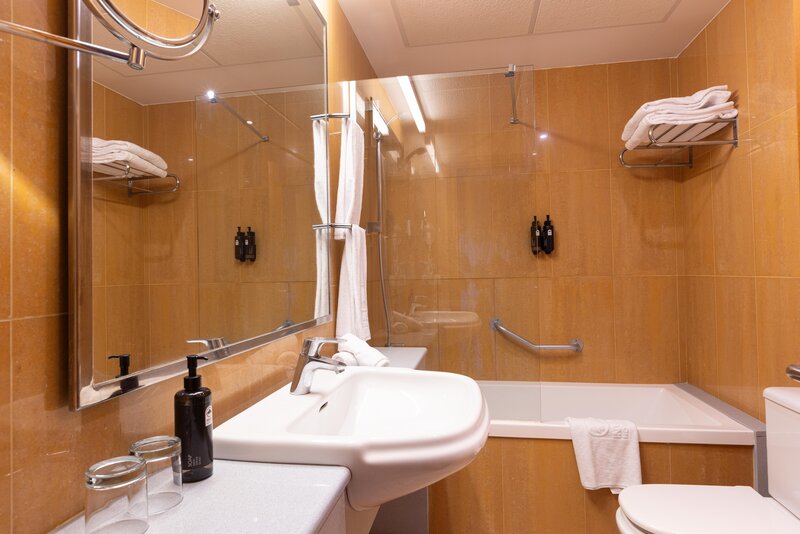 Invisa Hotel La Cala 10