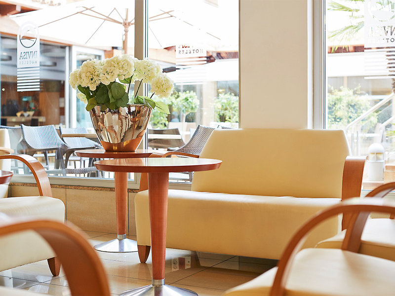 Invisa Hotel La Cala 7