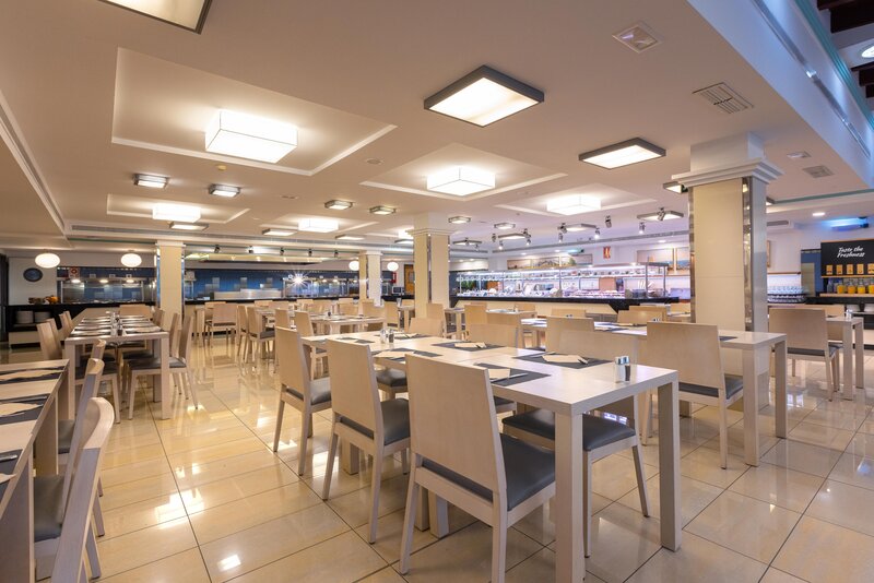 Invisa Hotel La Cala 26