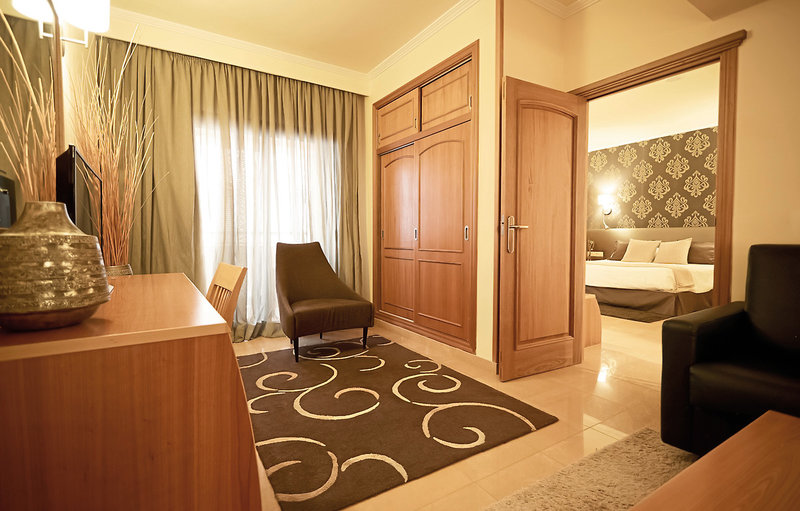 Invisa Hotel La Cala 9