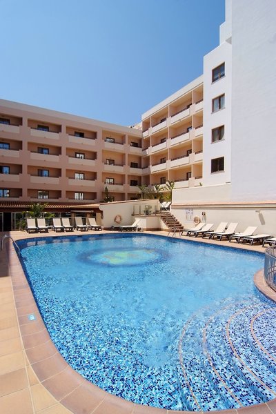 Invisa Hotel La Cala 18