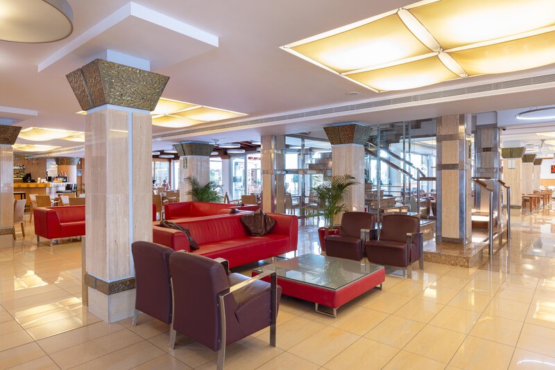 Invisa Hotel La Cala 23