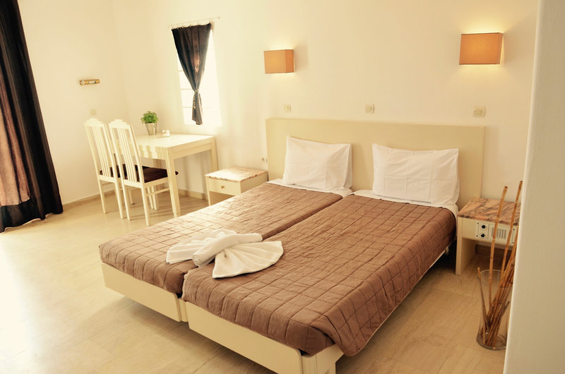 Pelagia Bay 6