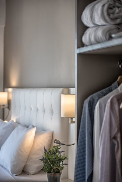 Dore Hotel  48
