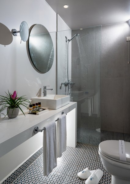 Dore Hotel  102