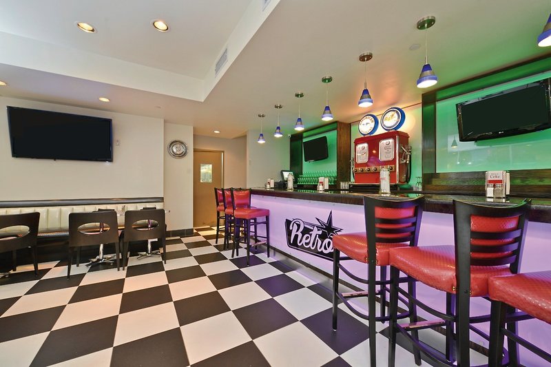 Holiday Inn Lower East Side 10