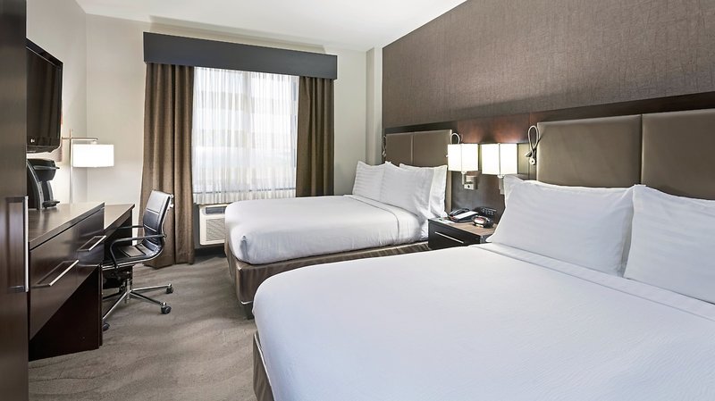 Holiday Inn Lower East Side 3