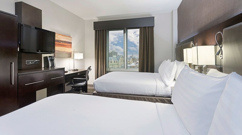 Holiday Inn Lower East Side 4