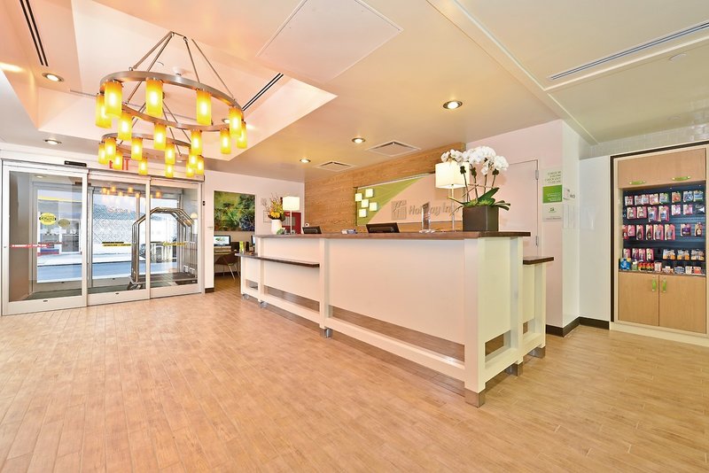 Holiday Inn Lower East Side 6