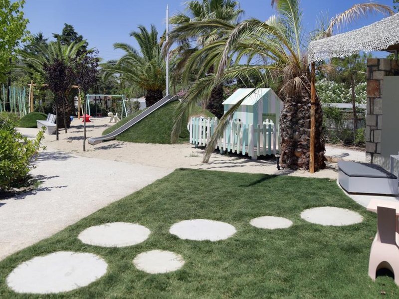 Ekies All Senses Resort 37