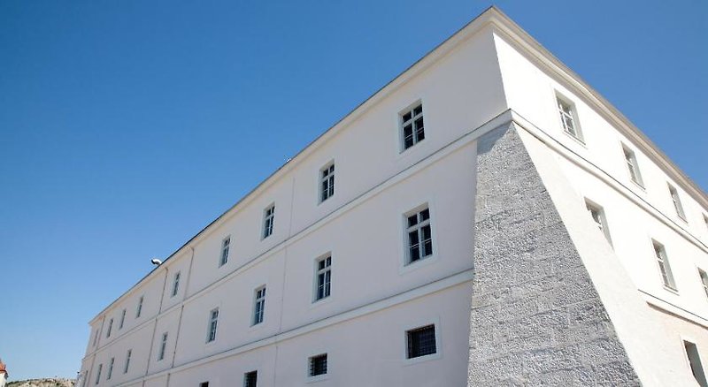 Hotel Altes Kloster 9