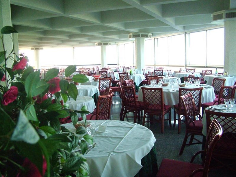 Capo Est 8 - Restaurant