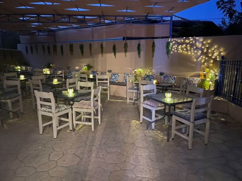 Hotel Kourkoumelata 20