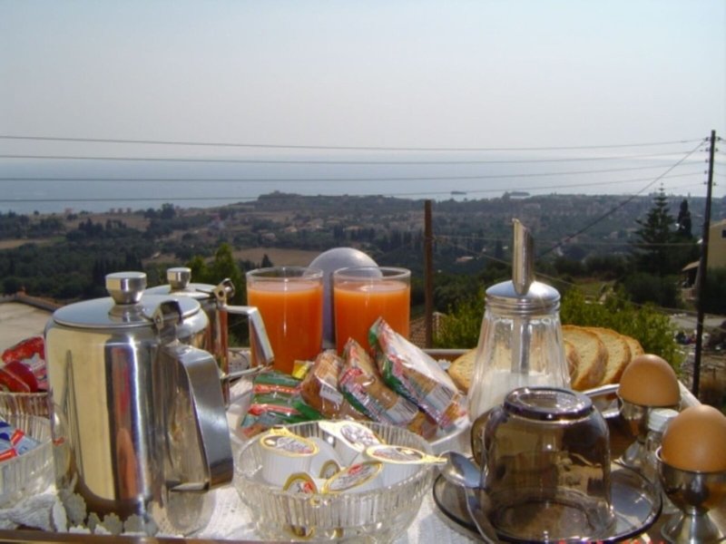Hotel Kourkoumelata 25