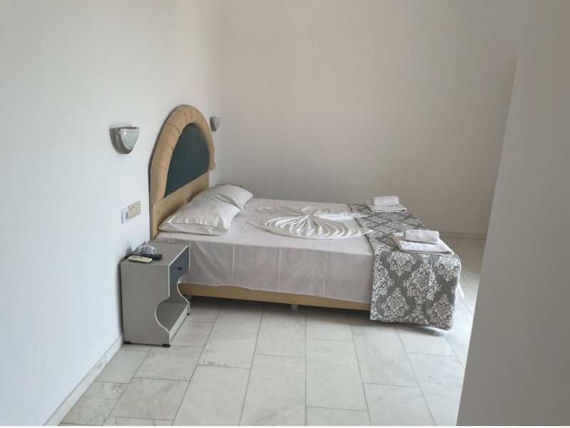 Hotel Kourkoumelata 28