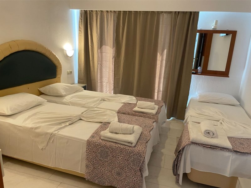 Hotel Kourkoumelata 34