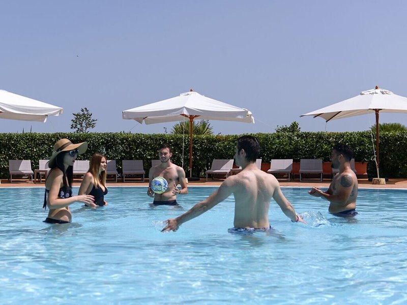 Popilia Country Resort 18