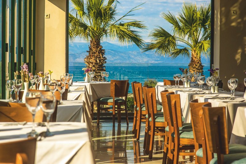 Robolla Beach Apart Hotel 6