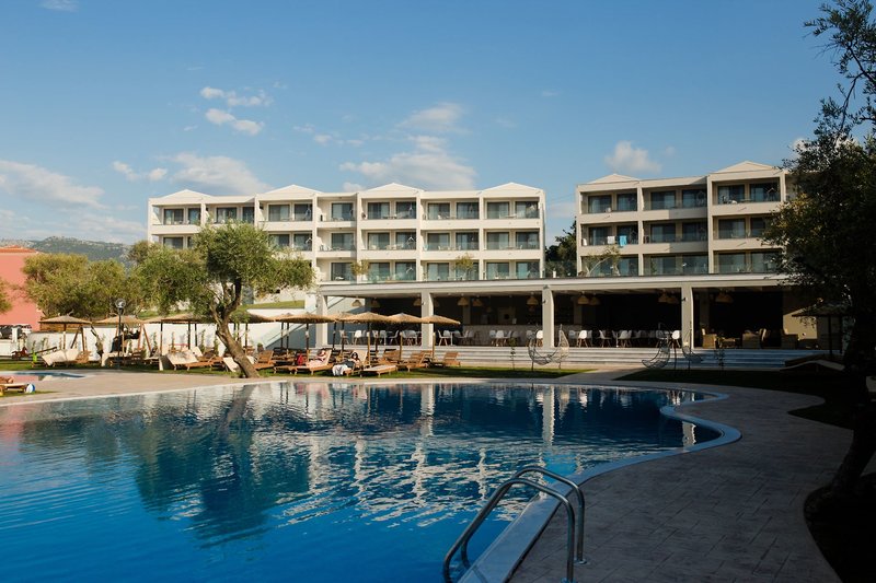 Robolla Beach Apart Hotel 13