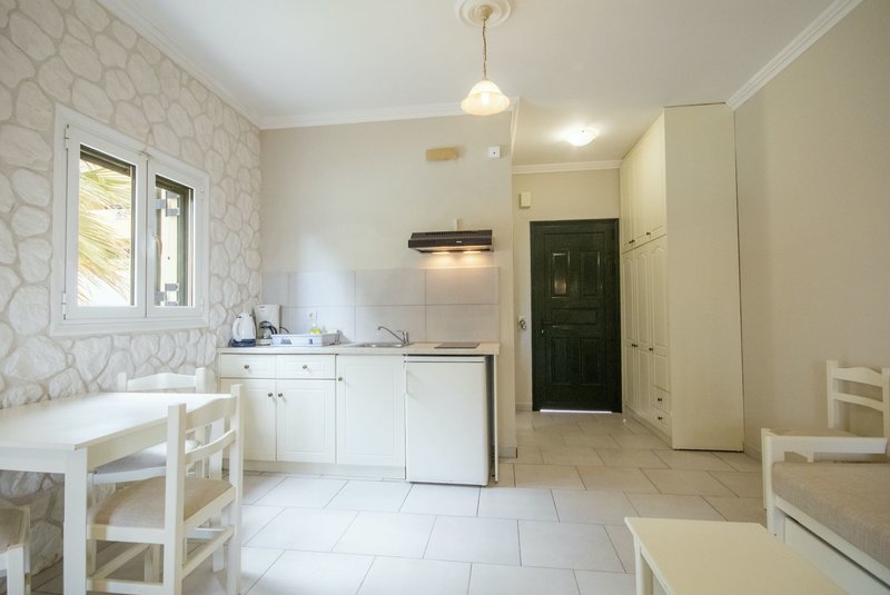 Robolla Beach Apart Hotel 28