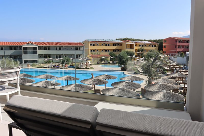 Robolla Beach Apart Hotel 46