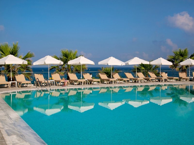 Louis Paphos Breeze 3