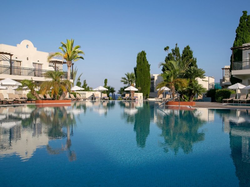 Louis Paphos Breeze 7