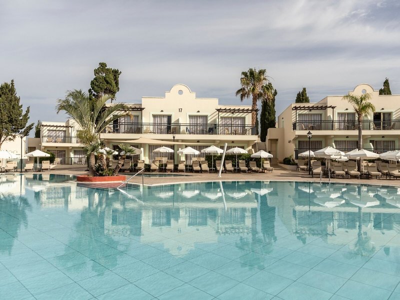 Louis Paphos Breeze 19