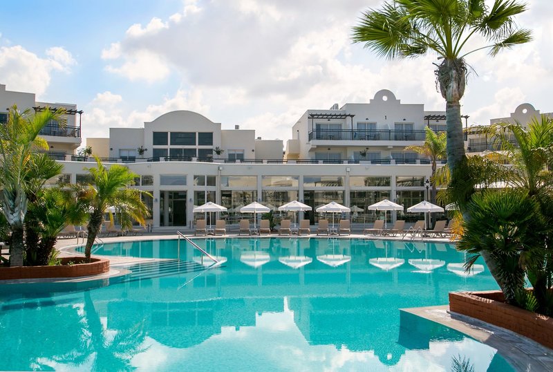 Louis Paphos Breeze 1