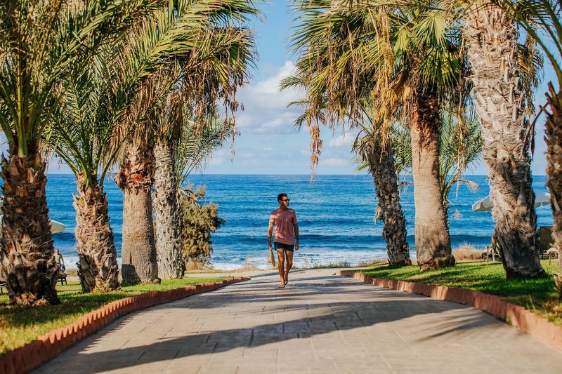 Louis Paphos Breeze 2