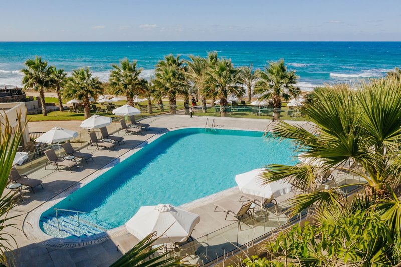 Louis Paphos Breeze 17