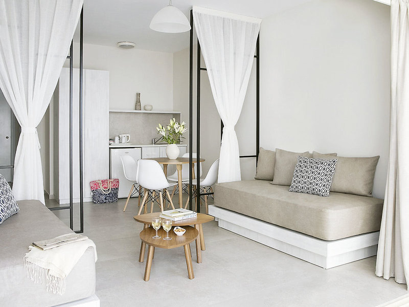 Louis Paphos Breeze 12