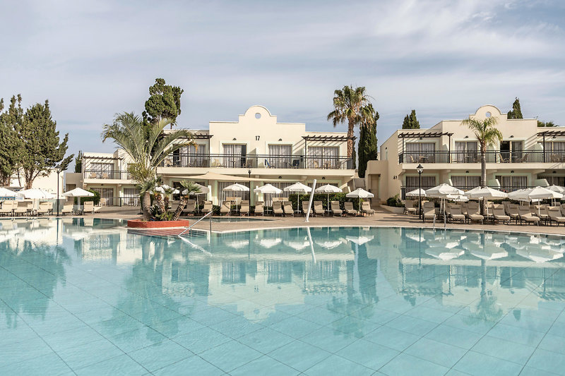 Louis Paphos Breeze 1