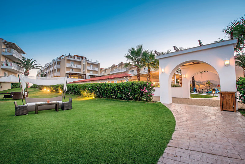 Galaxy Beach Resort 4