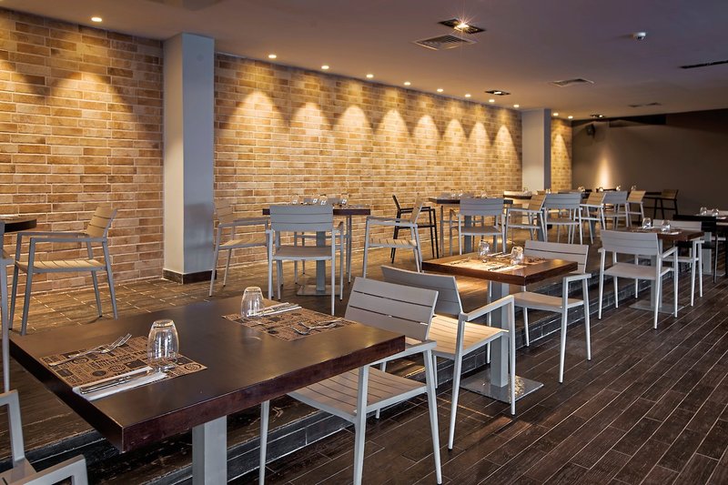 Atlantica Porto Bello Royal 18