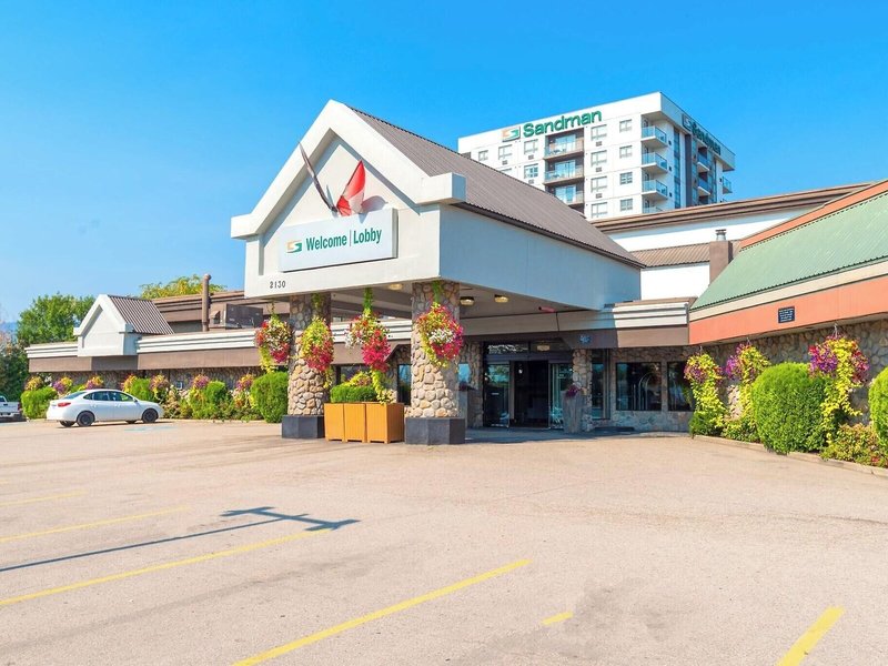 Sandman Hotel & Suites Kelowna 2